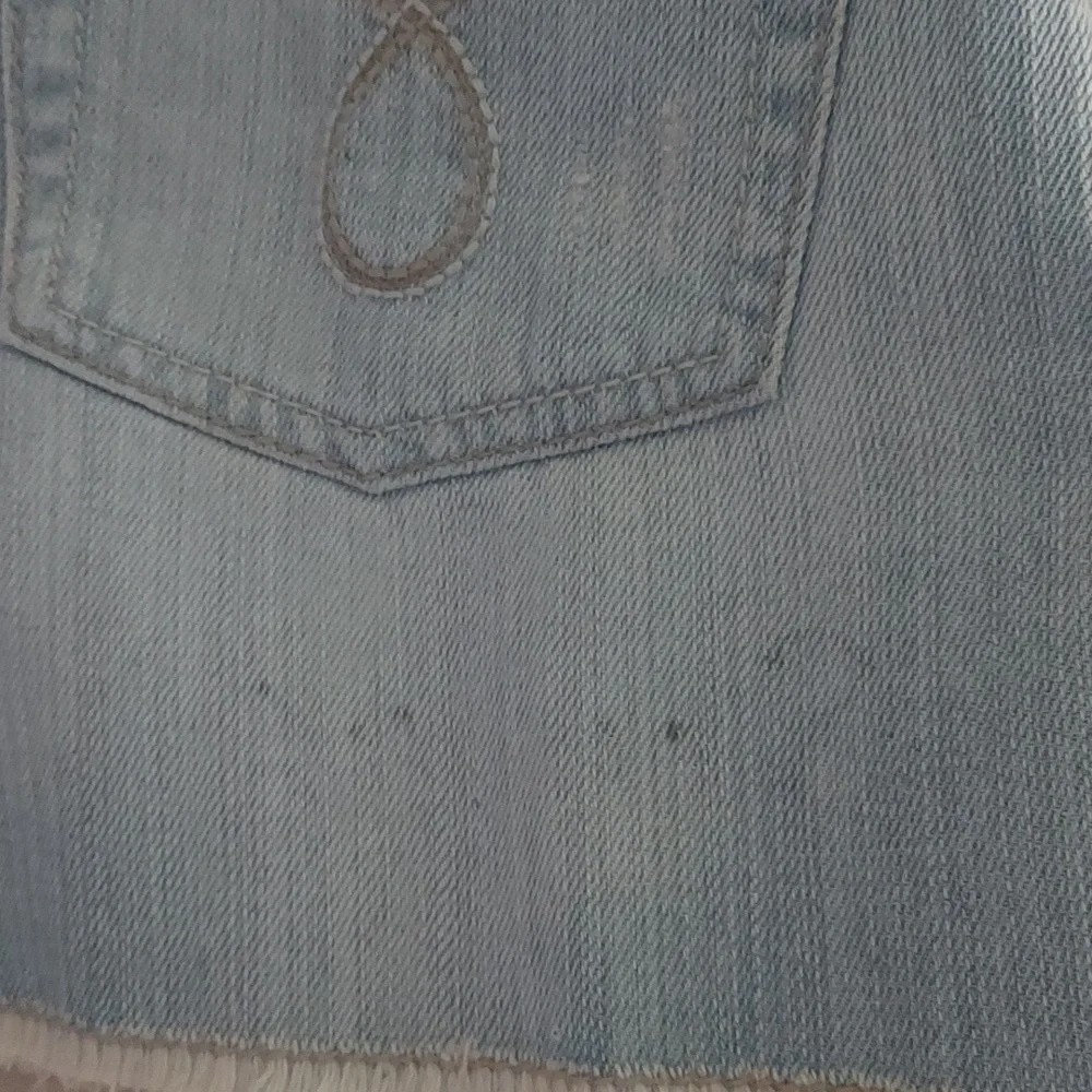 Rue21 Blue denim distressed Mini Skirt Sz 5/6 New